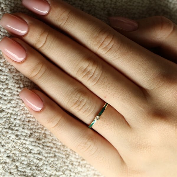 Emerald Star Yeşil Altın Yüzük