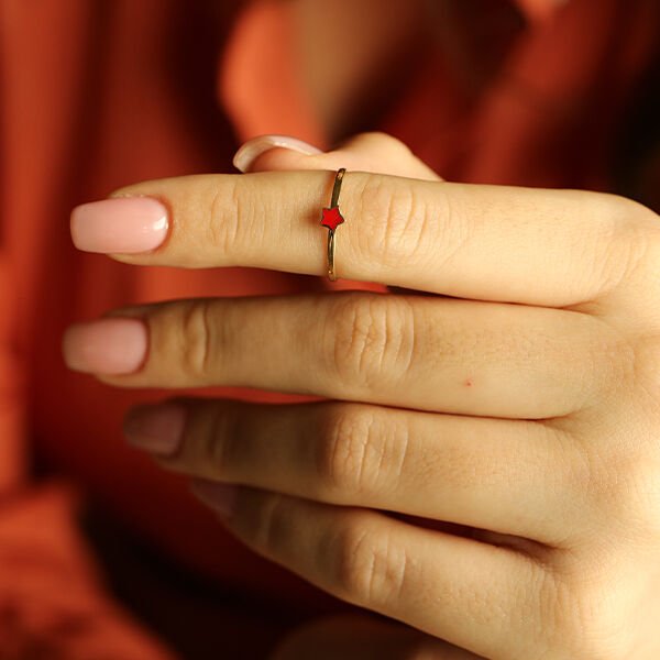14 ayar altın Red Passion Star Altın Yüzük