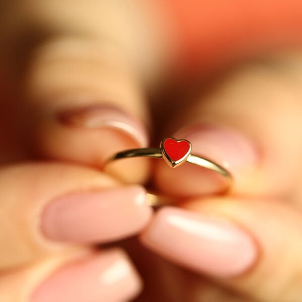 Red Passion Heart Altın Yüzük