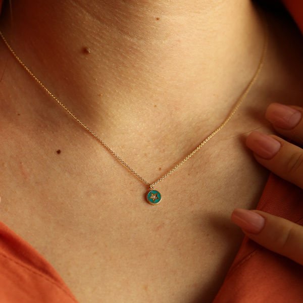 Capella Star Altın Kolye