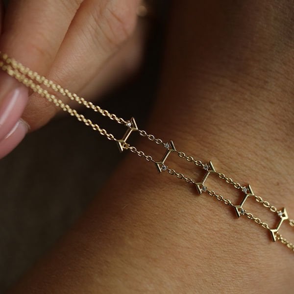 Kelepçe Detaylı Altın sofia Bileklik