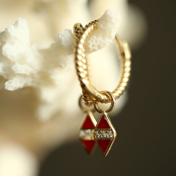 Bordo mineli  Detaylı Altın Küpe