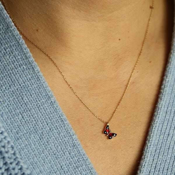 Red Butterfly Kelebek Tasarım Altın Kolye