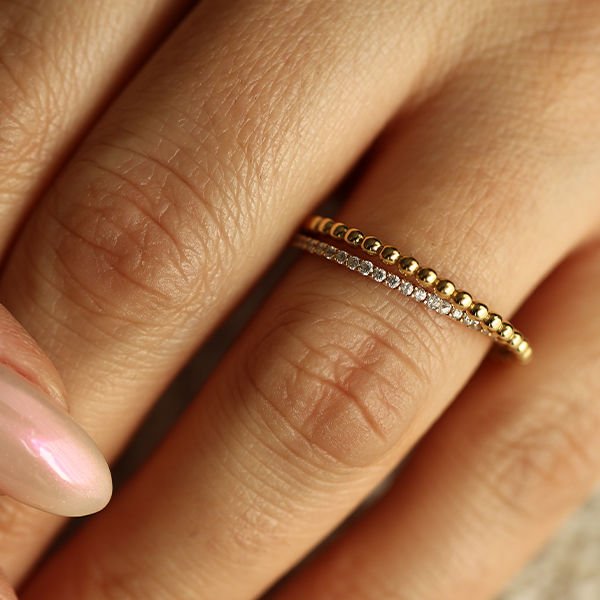 Tomurcuk Çapraz Taşlı Altın Yüzük