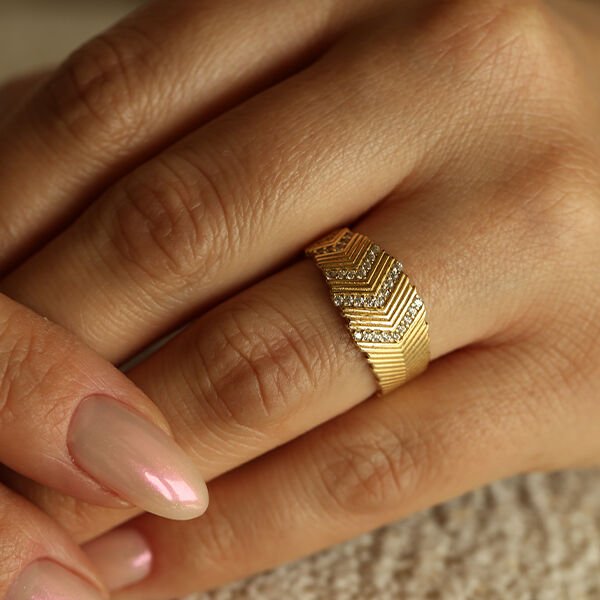 Balıksırtı Tasarım Altın Yüzük