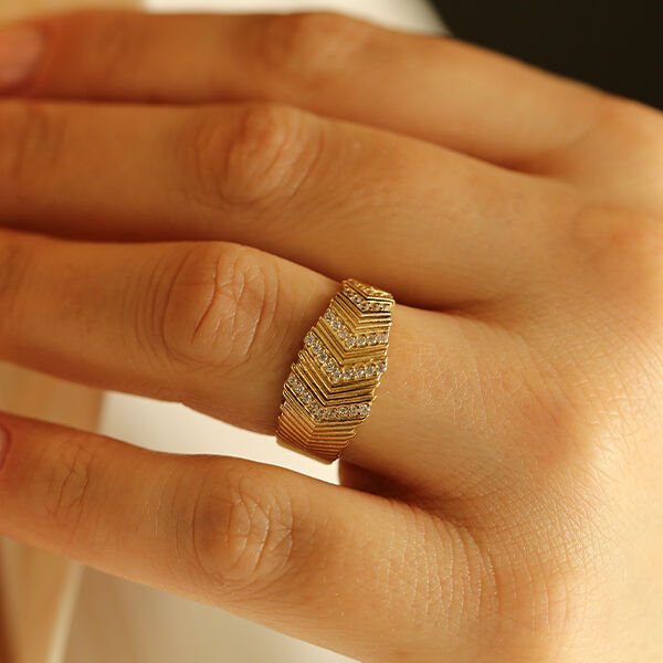 Balıksırtı Tasarım Altın Yüzük