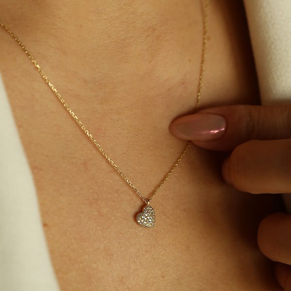 Heart Minimal Kalp Taşlı Altın Kolye
