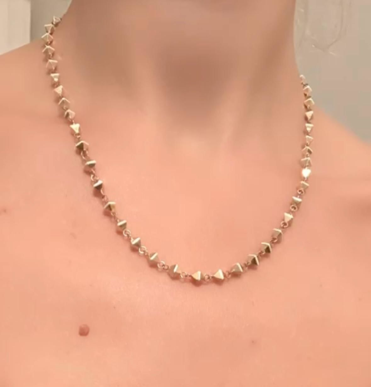 Beyaz mineli Artro kolye