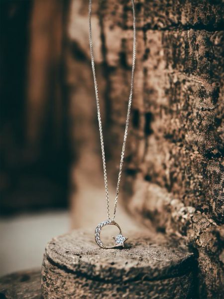 Ayyıldız roze renkli kolye