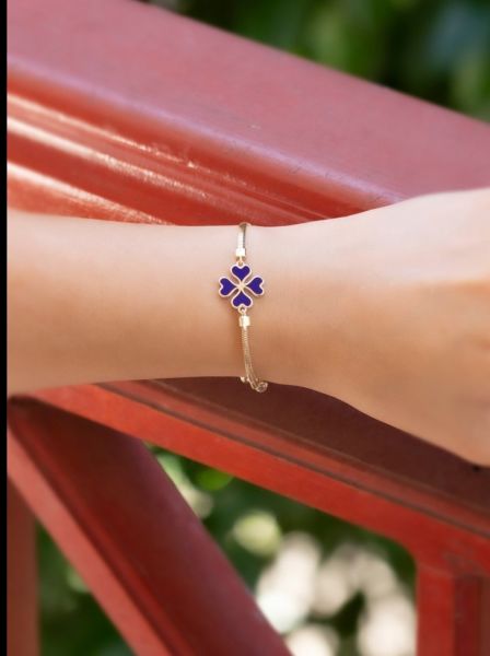 Tasarım Altın Yonca Bileklik