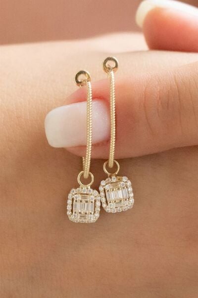 14 ayar altın baget taşlı küpe