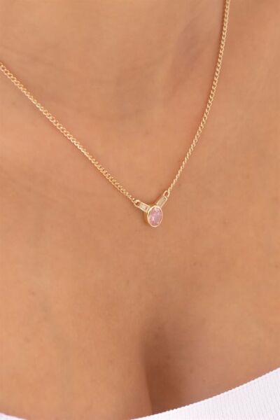 14 ayar altın renkli taşlı tasarım kolye