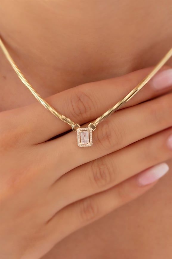 14 ayar altın balık sırtı zincir kordonlu baget kolye