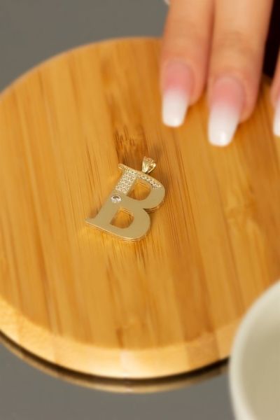 14 ayar altın B harf kolye ucu