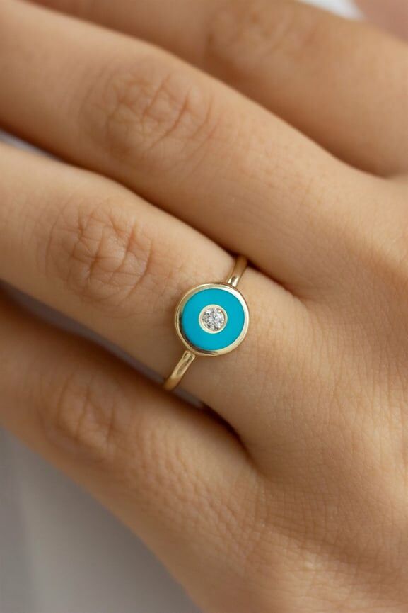 14 ayar altın mineli göz yüzük