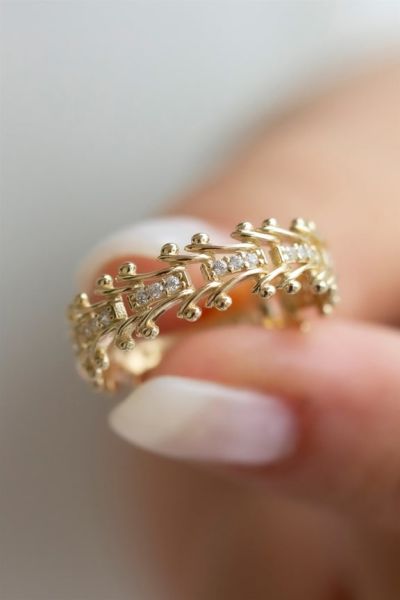 14 ayar altın taşlı tasarım yüzük