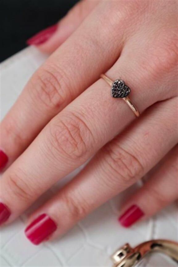 14 ayar altın kalpli yüzük