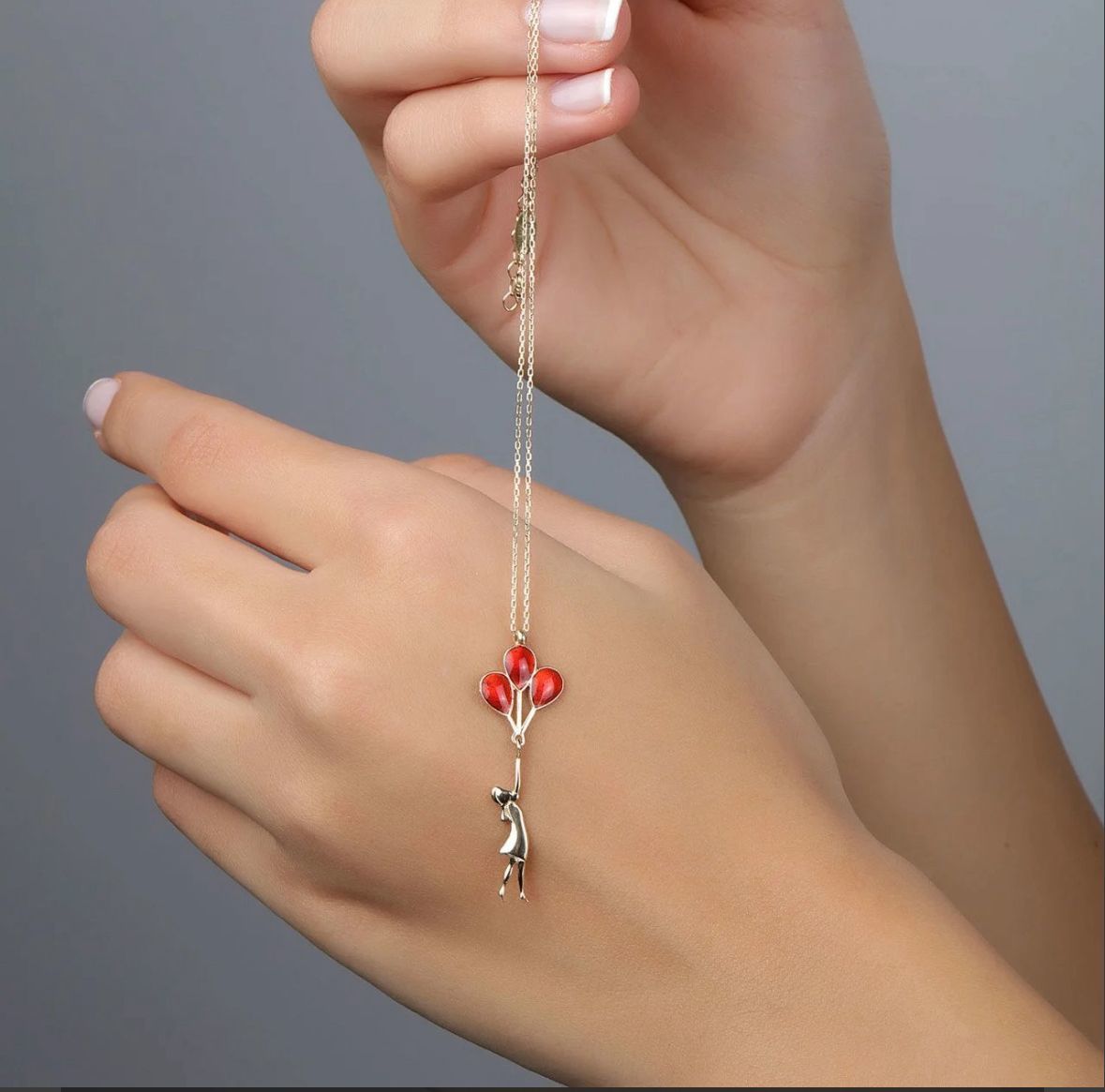 14 ayar altın balonlu kolye