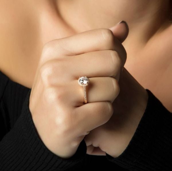 14 Ayar Tektas Yuzuk