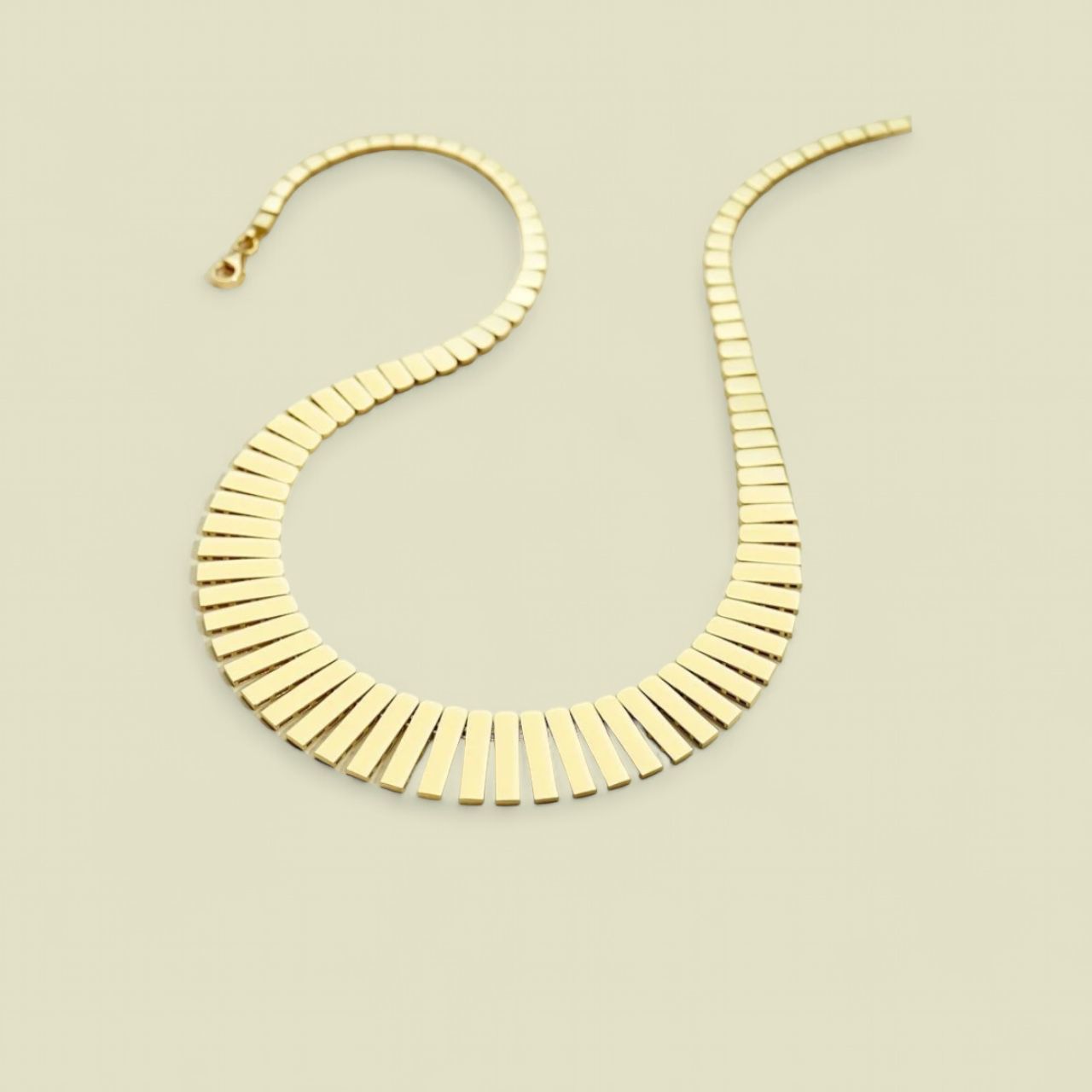 14 ayar altın milenyum kolye