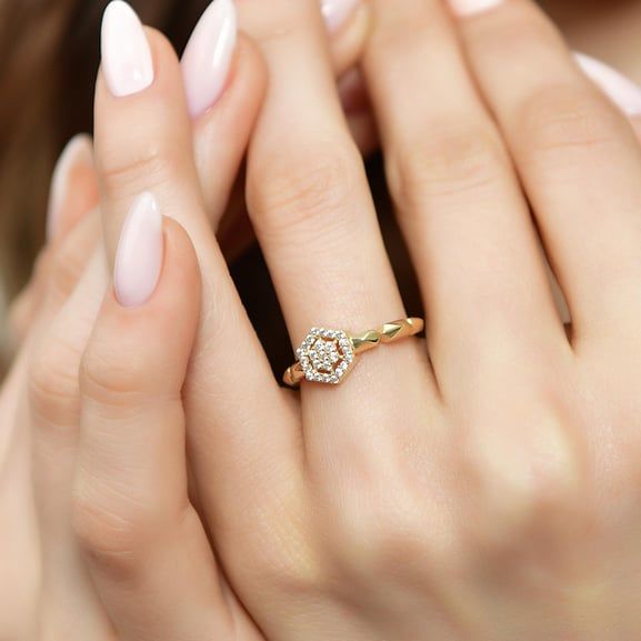 14 ayar altın Baget Altıgen Yüzük