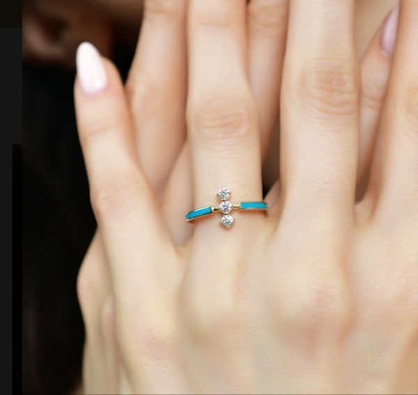 14 Ayar Mineli Yüzük