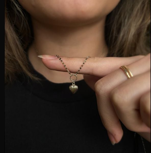 Sade Ve Şık Kalp ❤️ Kolye