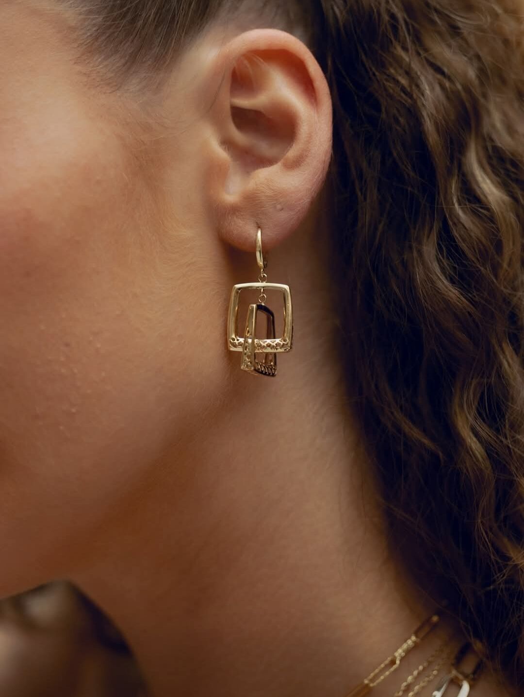 Tasarım İtalyan Küpe